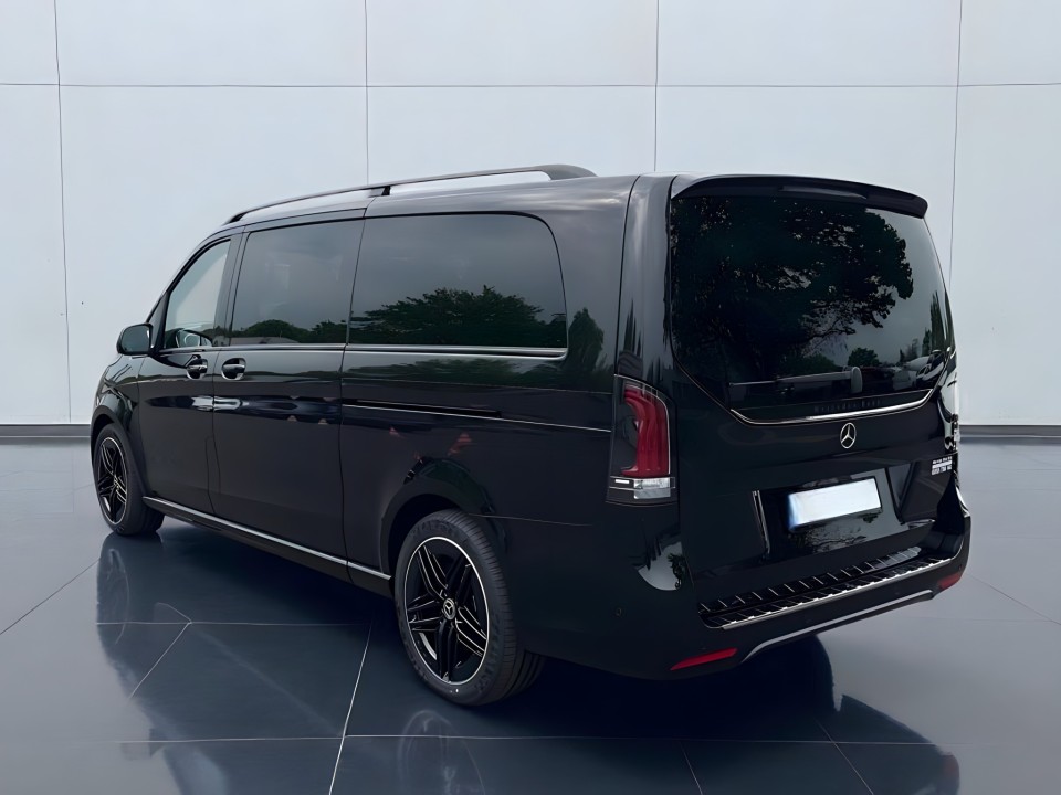 Mercedes-Benz V 300d Avantgarde Extralong (3)