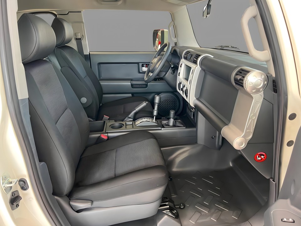 Toyota Fj Cruiser STD 4.0 V6 - foto 10