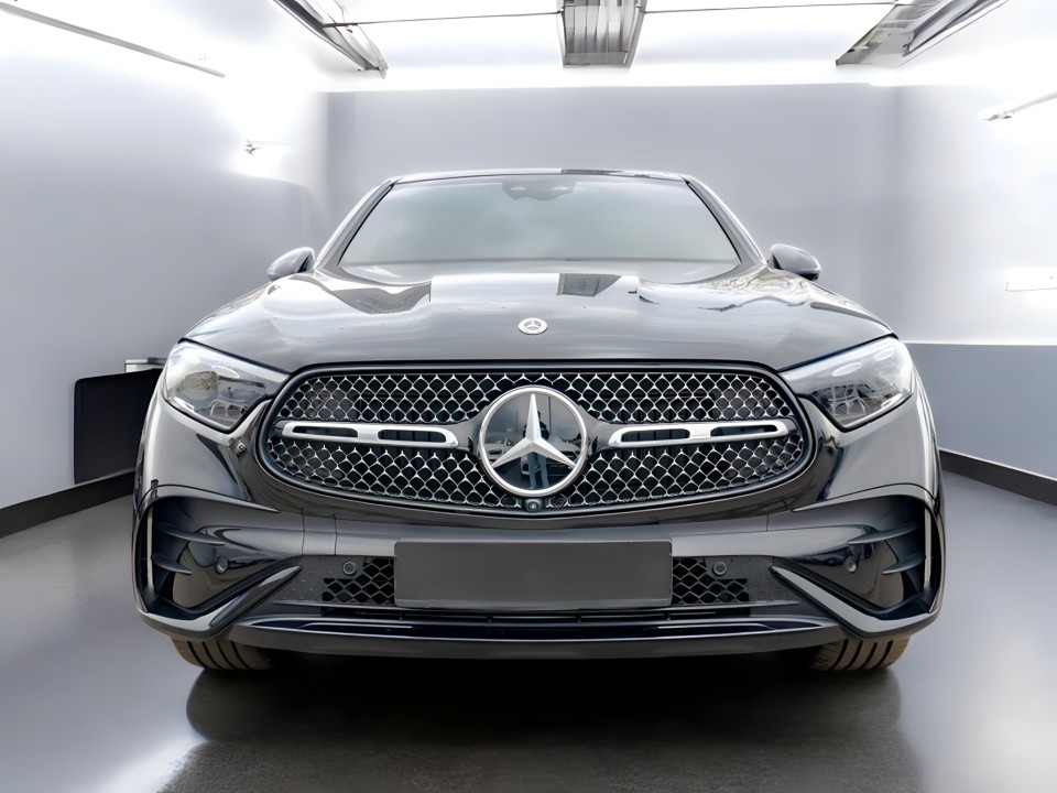 Mercedes-Benz GLC Coupe 300d 4MATIC AMG Line (2)