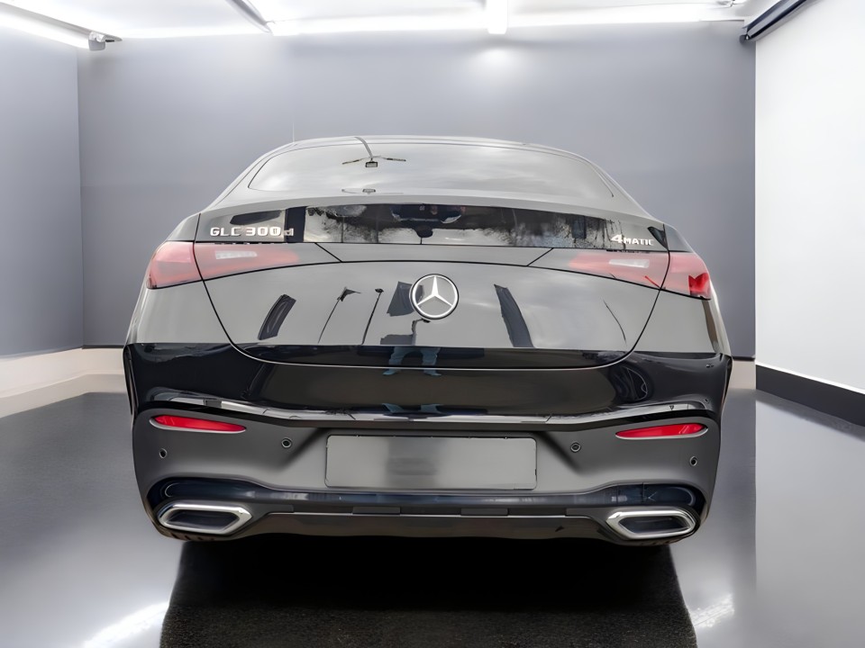 Mercedes-Benz GLC Coupe 300d 4MATIC AMG Line (4)