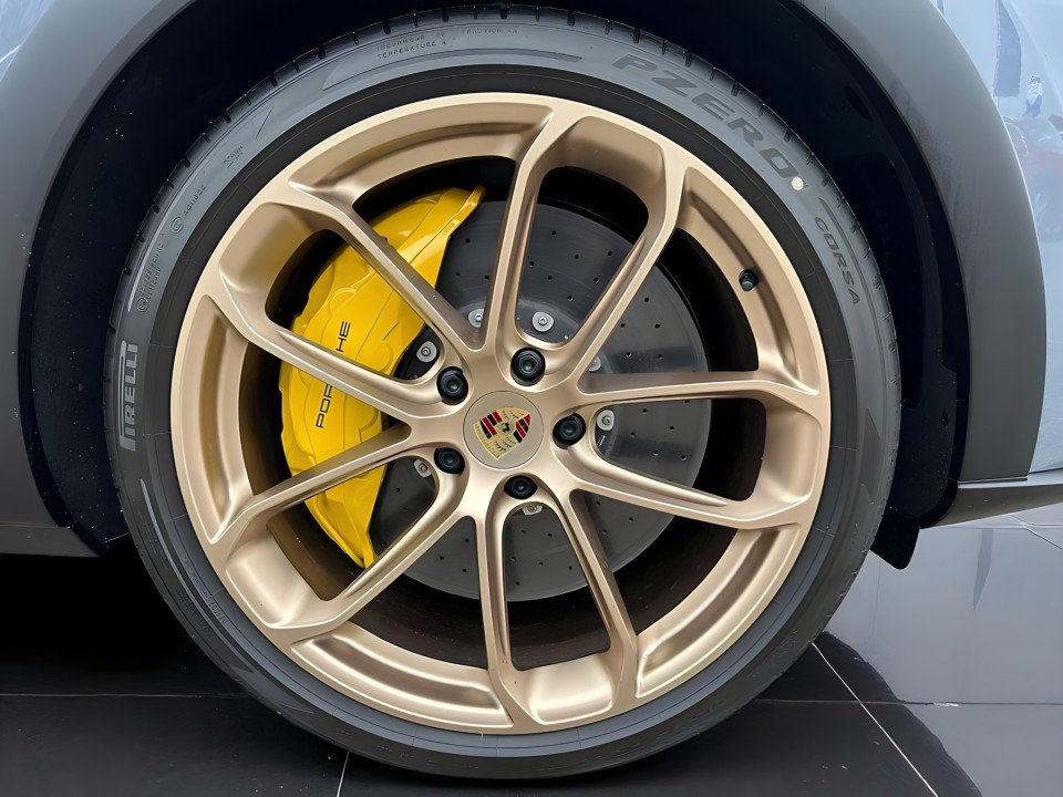 Porsche Cayenne Coupe Turbo GT - foto 14