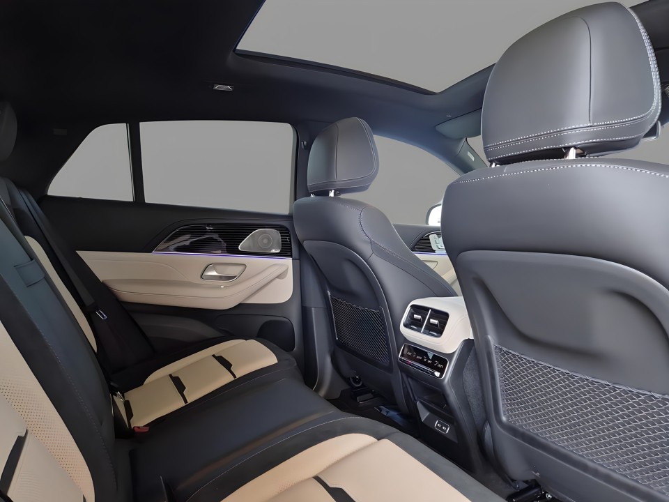 Mercedes-Benz GLE Coupe AMG 53 4MATIC+ - foto 11