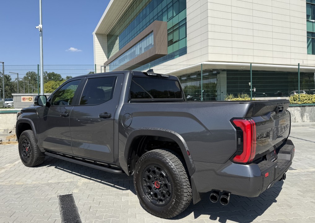 Toyota Tundra TRD PRO (5)