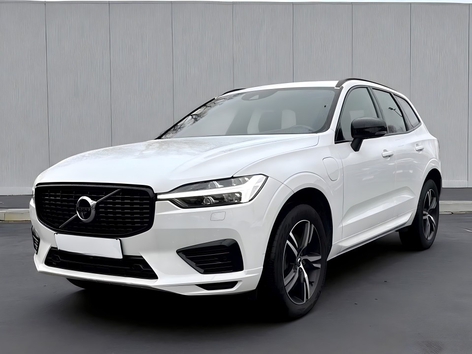 Volvo XC 60 T8 R-Design Recharge (5)