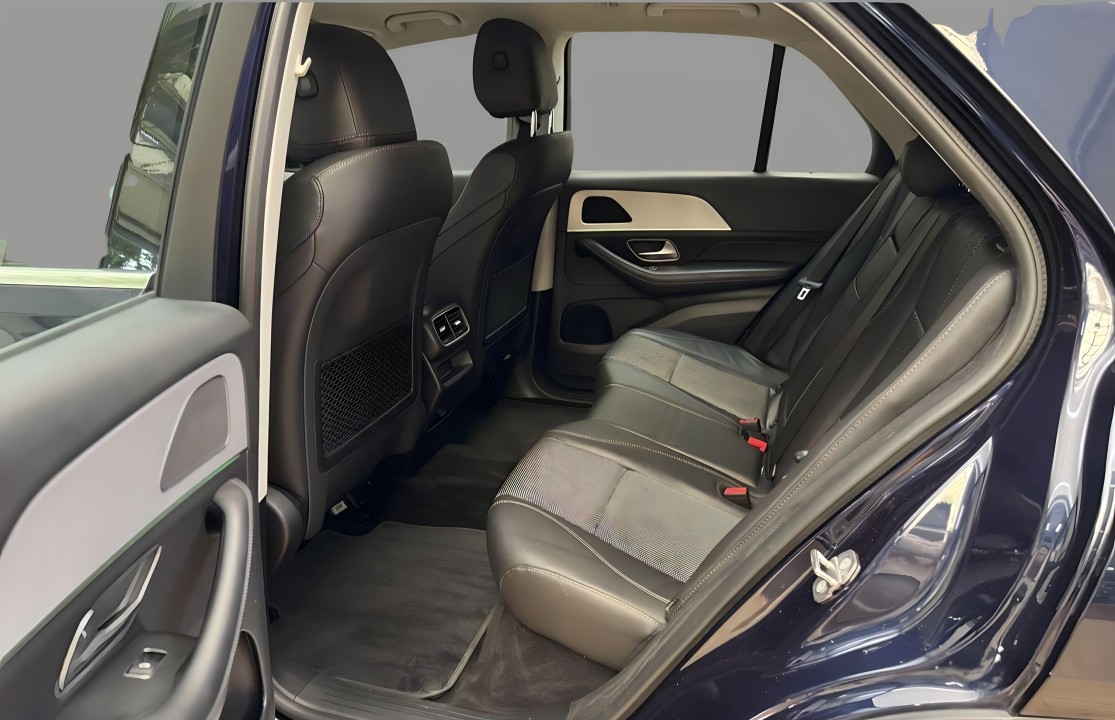 Mercedes-Benz GLE 300d 4MATIC - foto 11