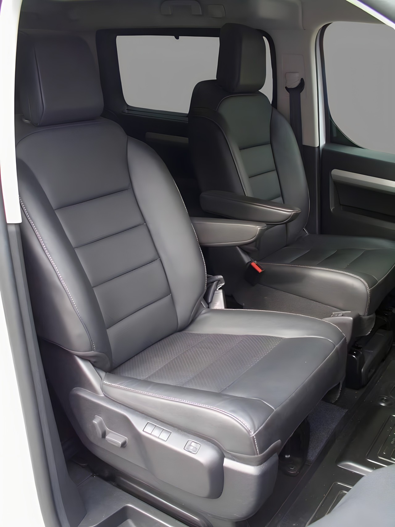 Toyota Proace - foto 9