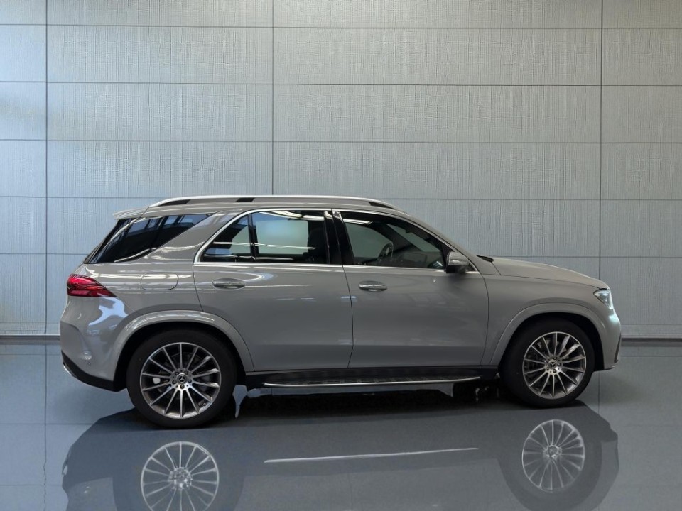 Mercedes-Benz GLE 350de 4MATIC AMG Line (2)