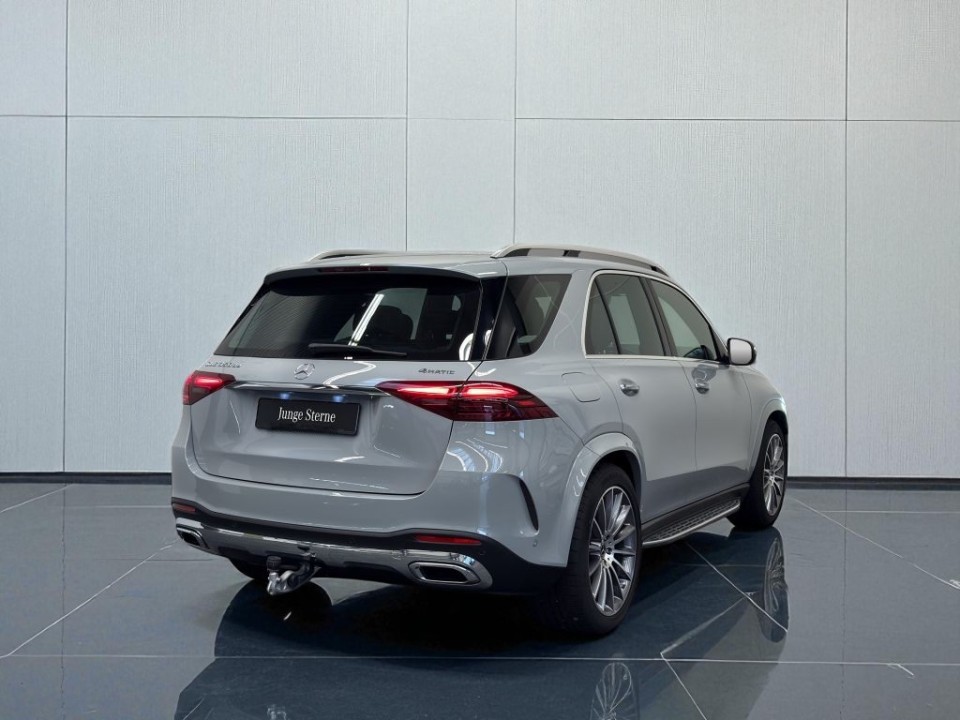 Mercedes-Benz GLE 350de 4MATIC AMG Line (3)