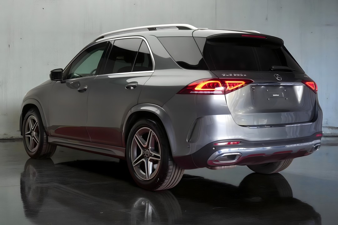 Mercedes-Benz GLE 350d 4MATIC AMG (3)
