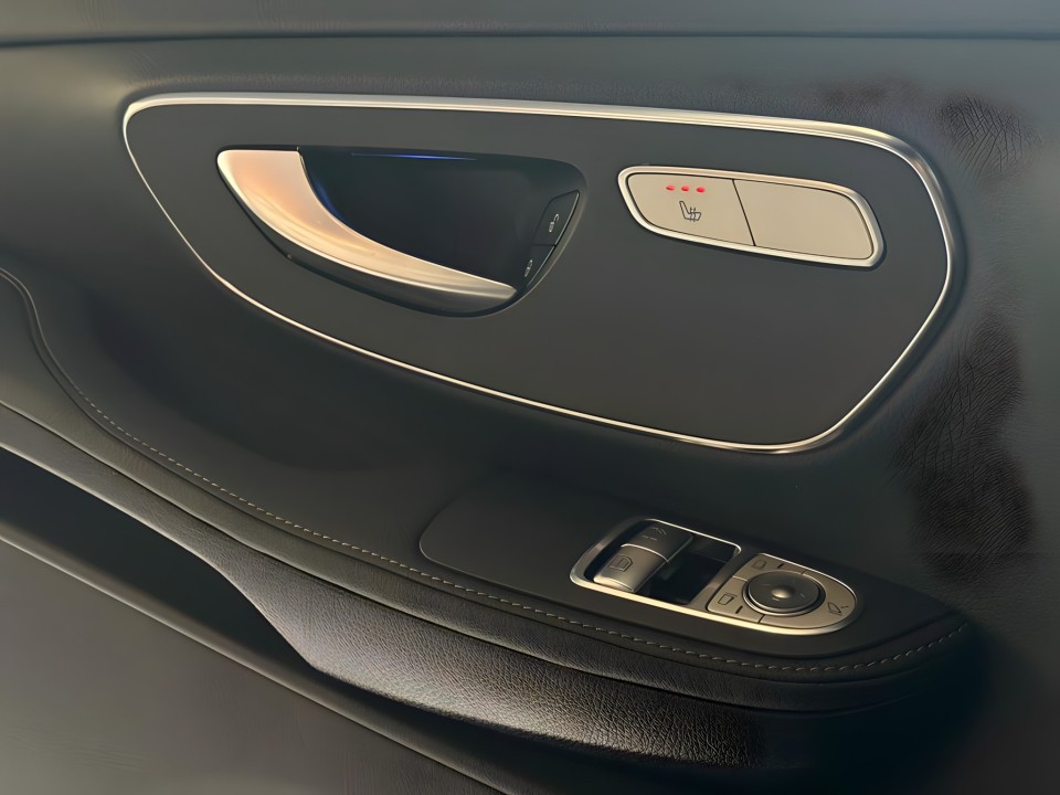 Mercedes-Benz V 300d Avantgarde Extralong - foto 26