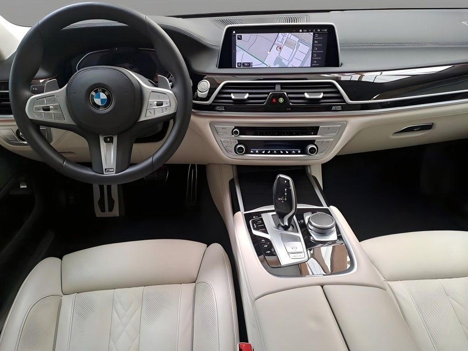 BMW Seria 7 730d xDrive M-Sport - foto 9