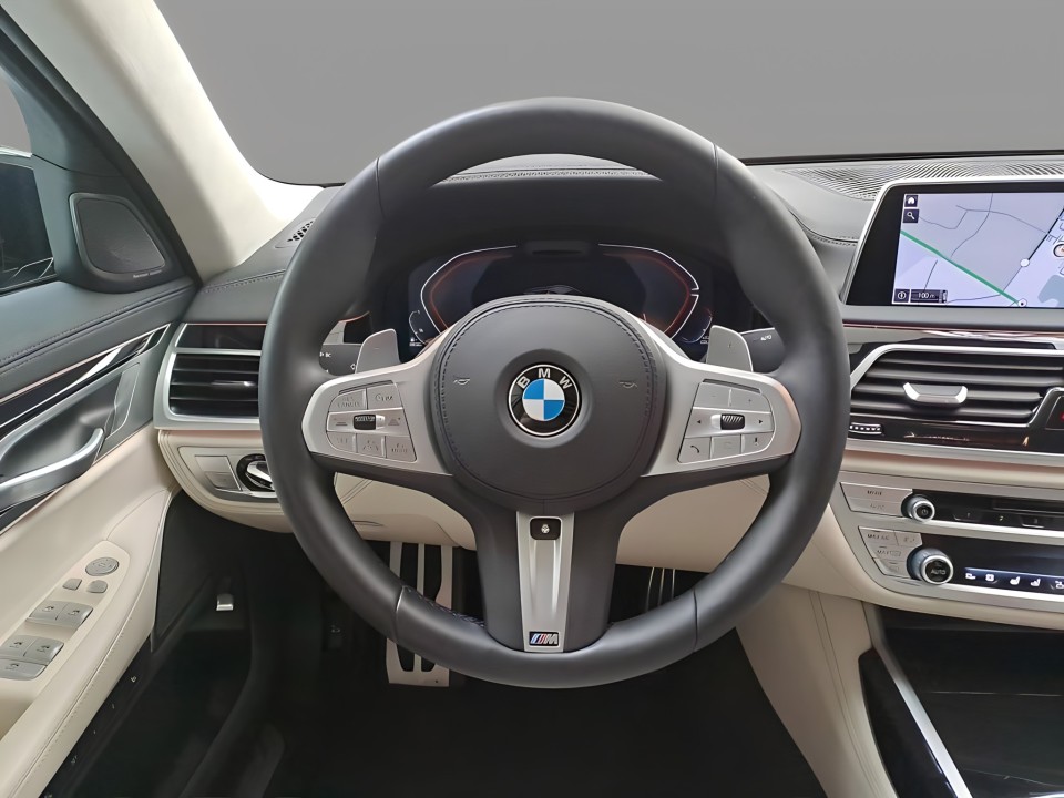 BMW Seria 7 730d xDrive M-Sport - foto 10