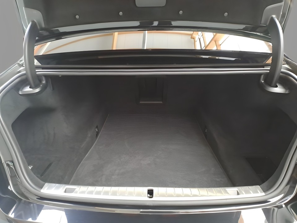 BMW Seria 7 730d xDrive M-Sport - foto 12