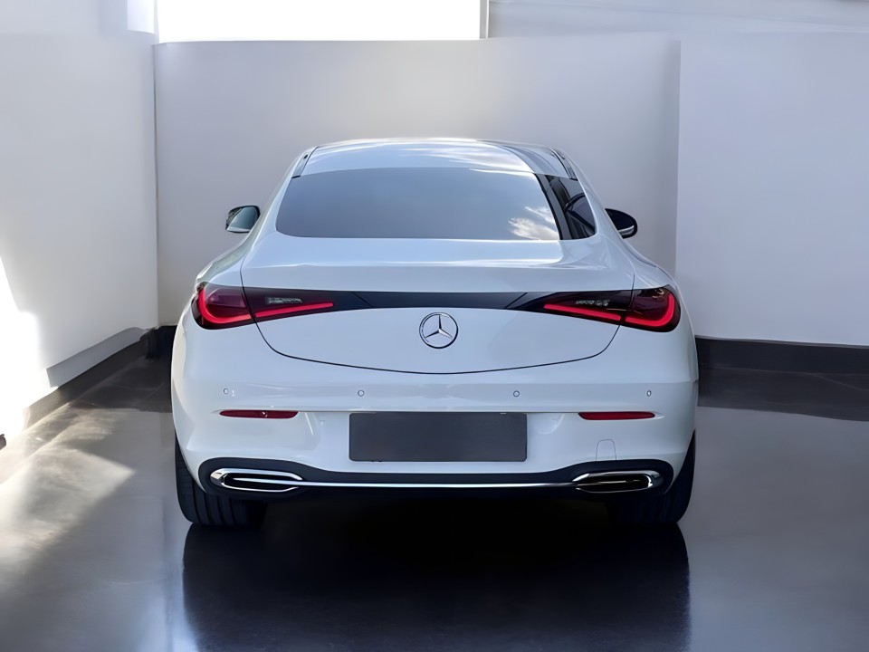 Mercedes-Benz CLE 200 4MATIC (4)