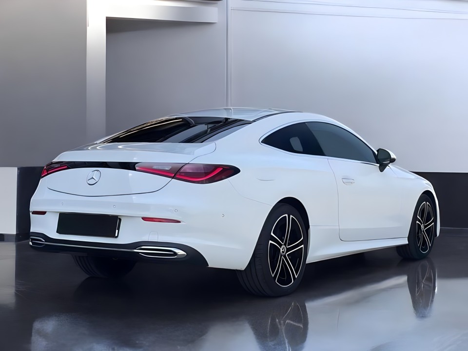 Mercedes-Benz CLE 200 4MATIC (3)