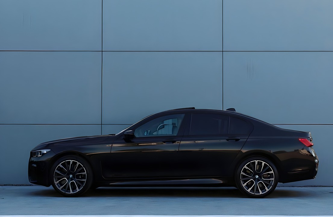 BMW Seria 7 750 i xDrive M Sport - foto 6