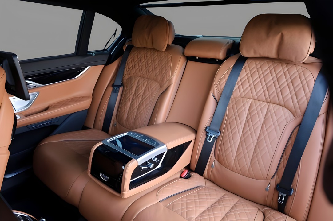 BMW Seria 7 750 i xDrive M Sport - foto 15