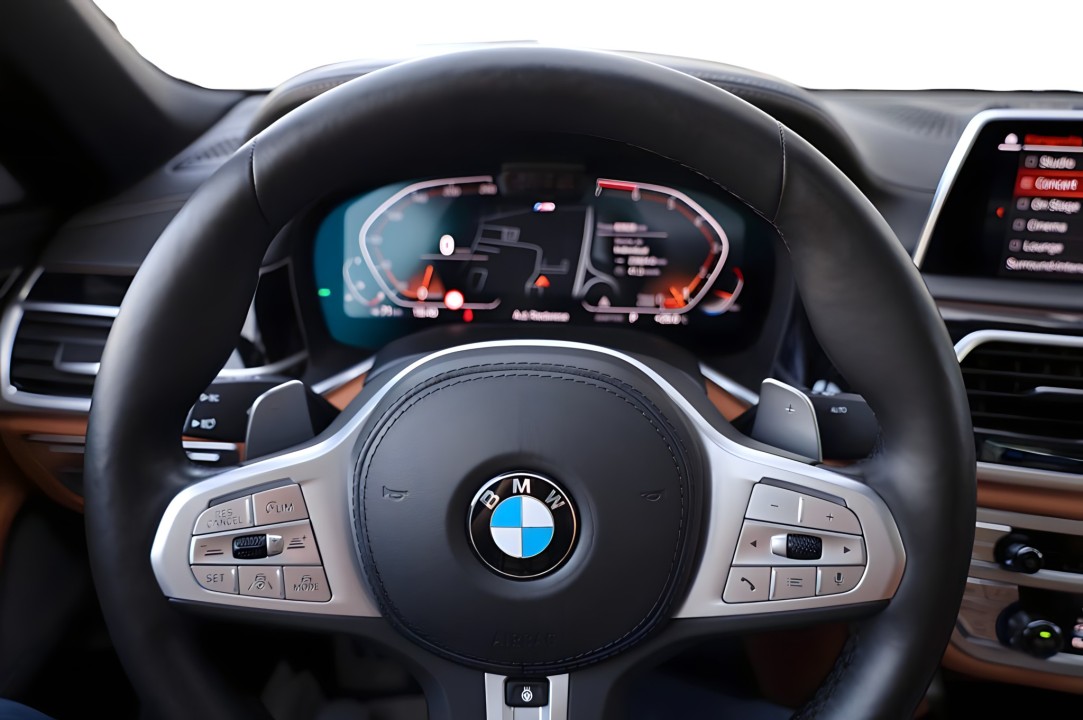 BMW Seria 7 750 i xDrive M Sport - foto 9