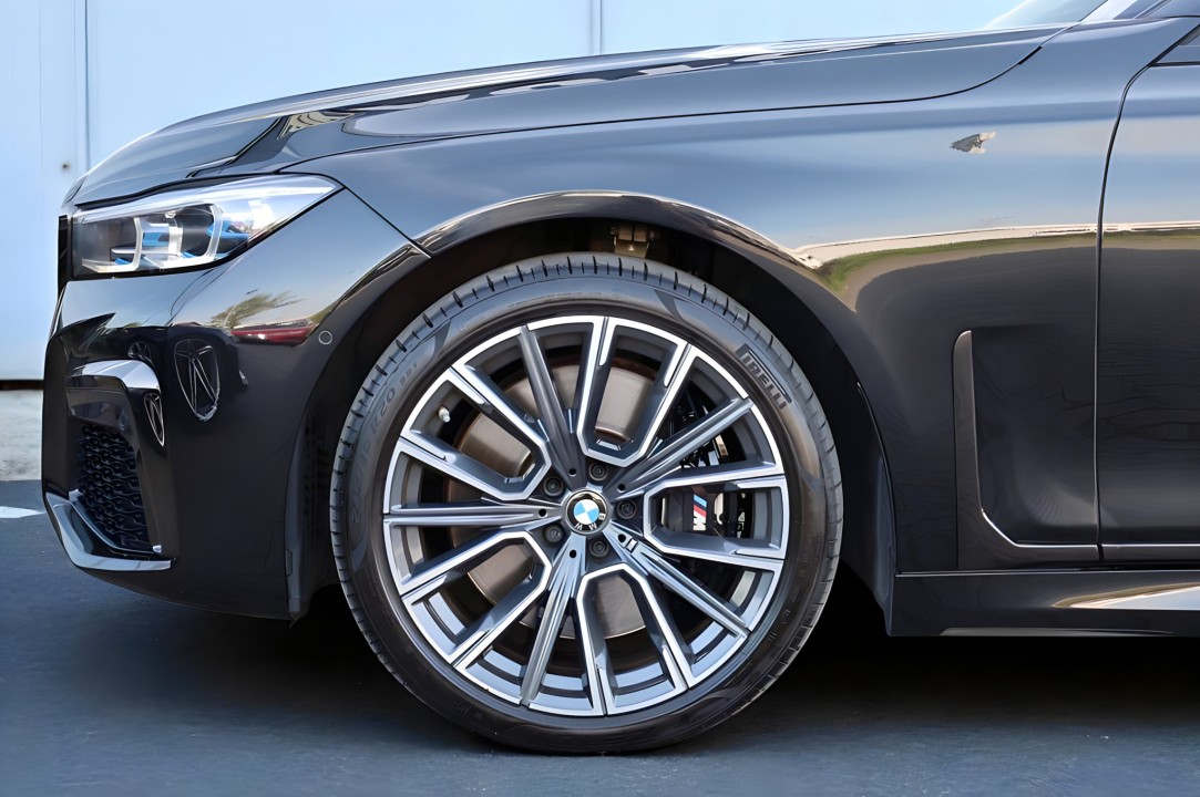 BMW Seria 7 750 i xDrive M Sport - foto 30