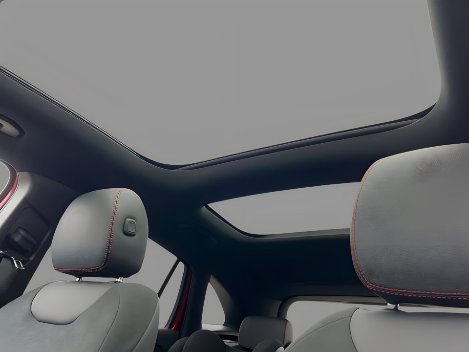 Mercedes-Benz GLA 250 4Matic AMG - foto 13