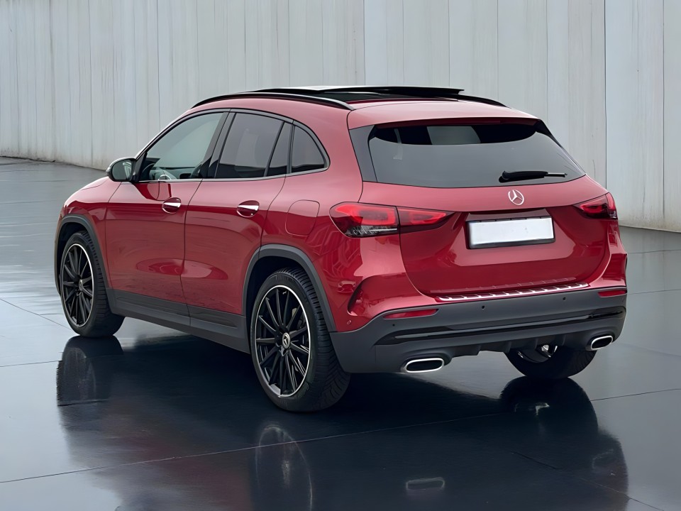 Mercedes-Benz GLA 250 4Matic AMG (5)