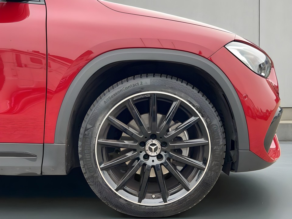 Mercedes-Benz GLA 250 4Matic AMG - foto 15