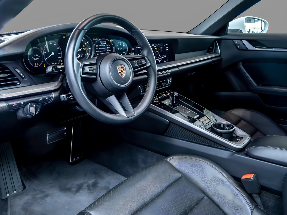 Porsche 911 Carrera - foto 8