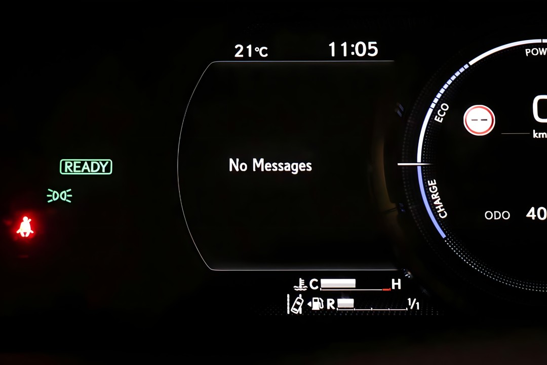 Lexus Seria ES 300h F Sport - foto 17