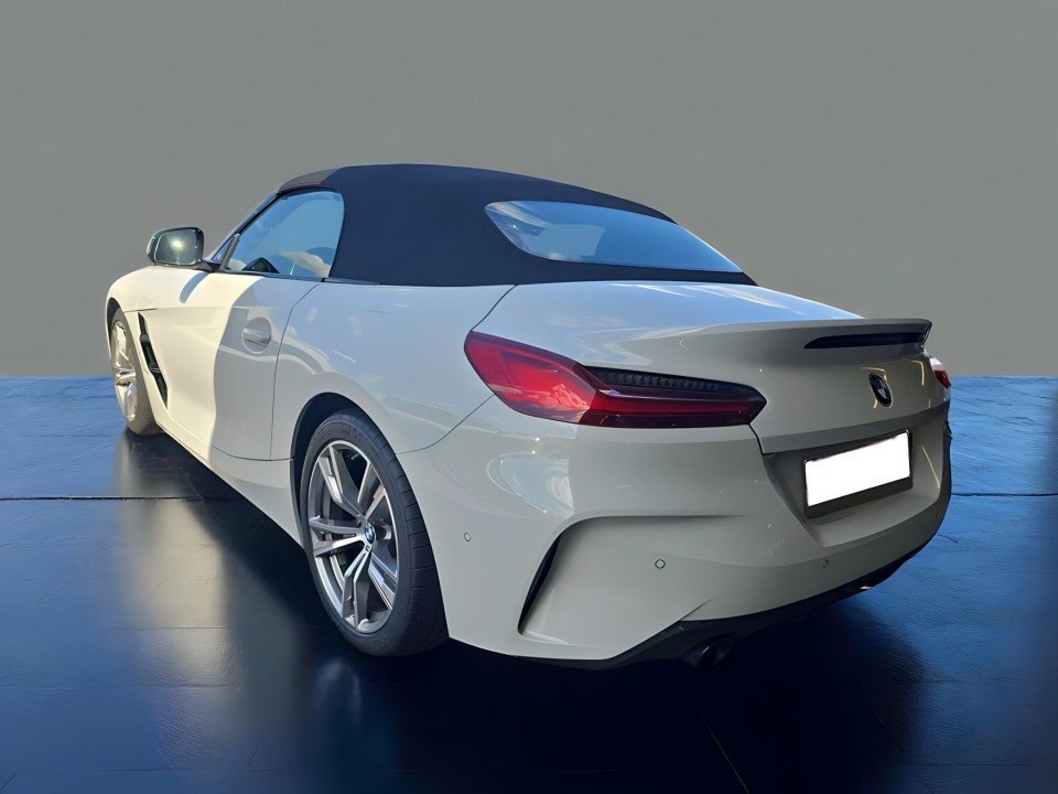 BMW Z4 20i M-Sport (4)