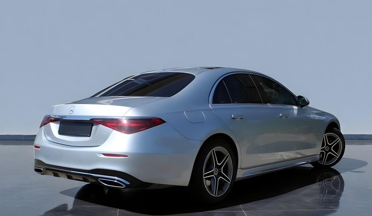 Mercedes-Benz S 350d 4MATIC AMG (3)