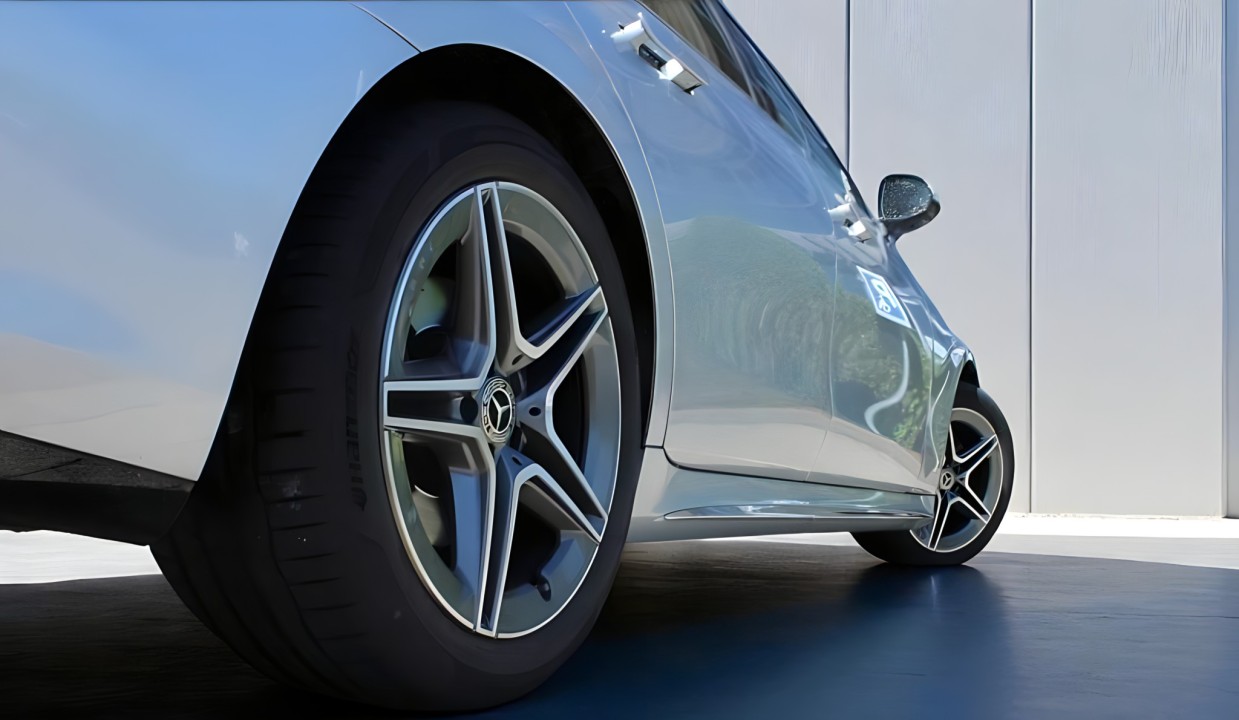 Mercedes-Benz S 350d 4MATIC AMG - foto 13