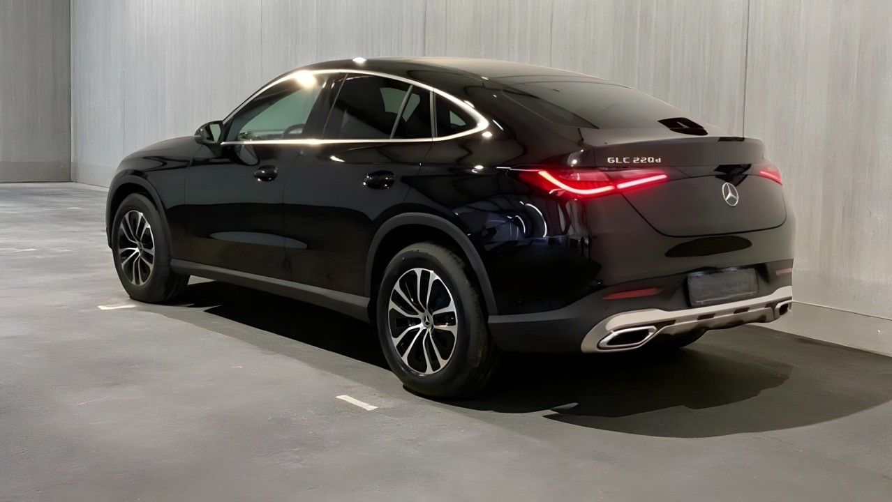 Mercedes-Benz GLC Coupe 220d 4MATIC (2)