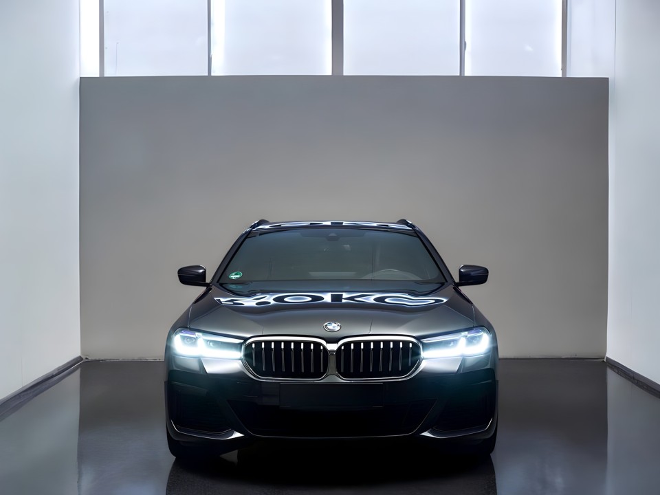 BMW Seria 5 520d M-Sport - foto 8