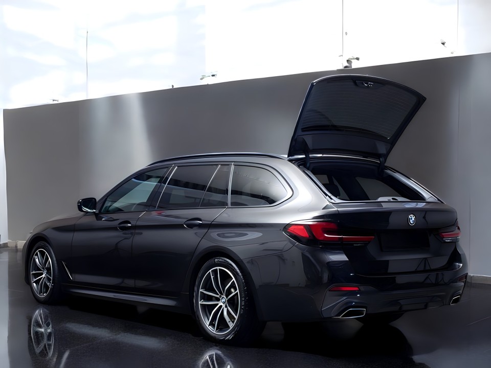 BMW Seria 5 520d M-Sport (5)