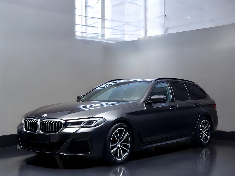 BMW Seria 5 520d M-Sport - foto 7