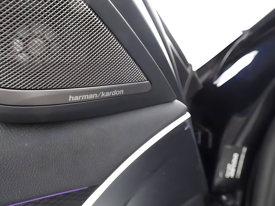 BMW Seria 5 520d M-Sport - foto 23