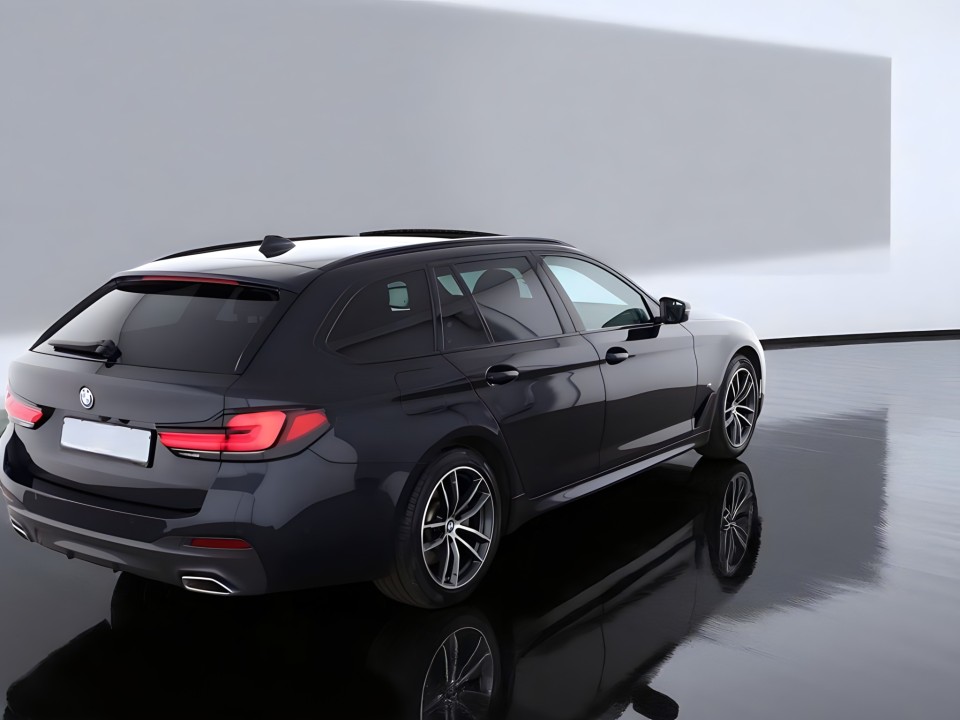 BMW Seria 5 520d M-Sport (3)