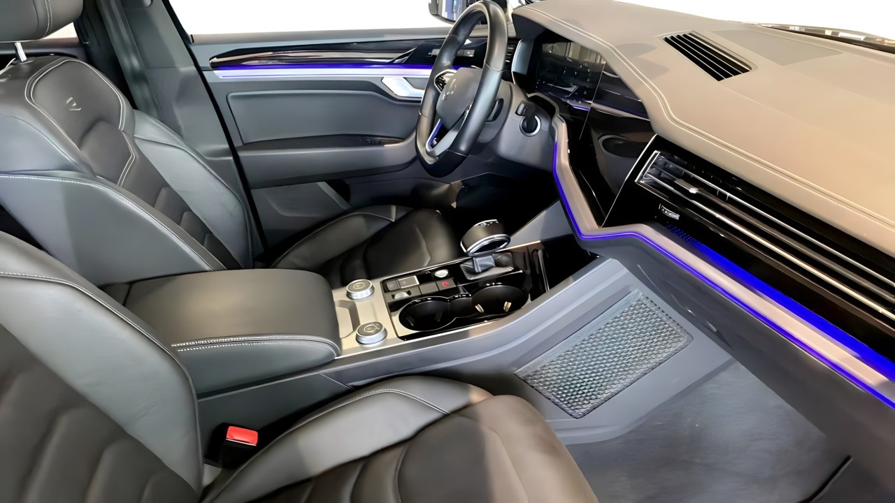 Volkswagen Touareg R line - foto 7