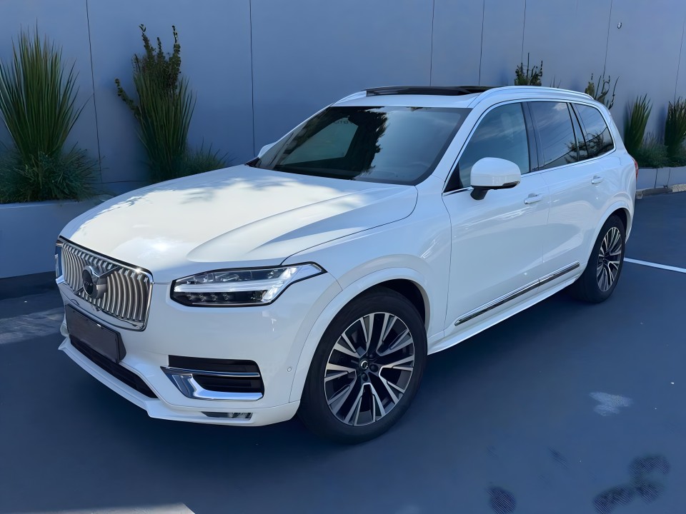 Volvo XC 90 AWD Inscription (4)