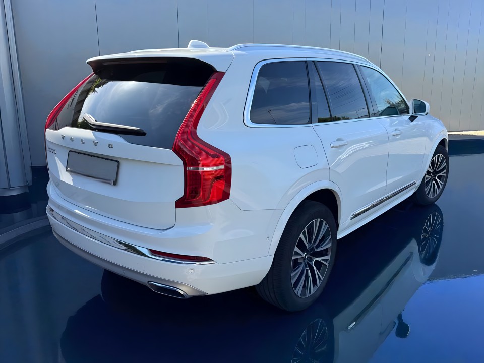 Volvo XC 90 AWD Inscription (2)