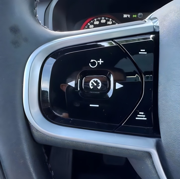 Volvo XC 90 AWD Inscription - foto 9