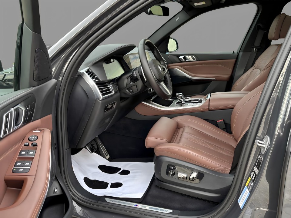 BMW X5 xDrive45e - foto 8