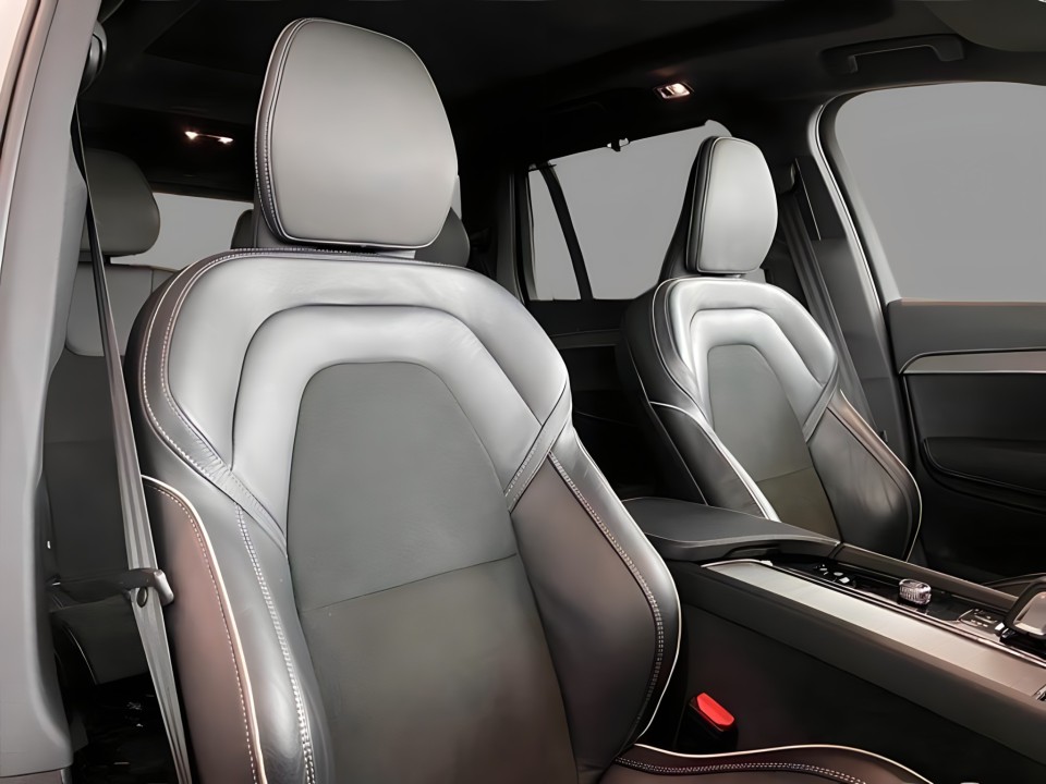 Volvo XC 90 AWD R-Design - foto 10