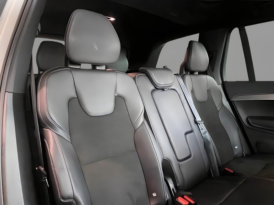 Volvo XC 90 AWD R-Design - foto 11
