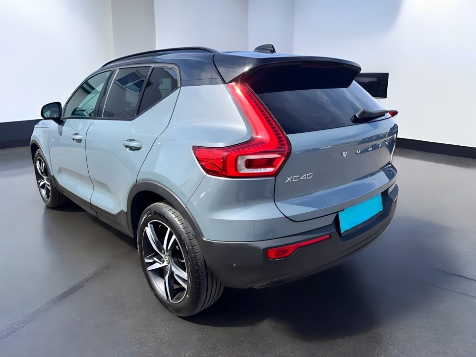 Volvo XC 40 T5 Recharge PHEV R Design (5)