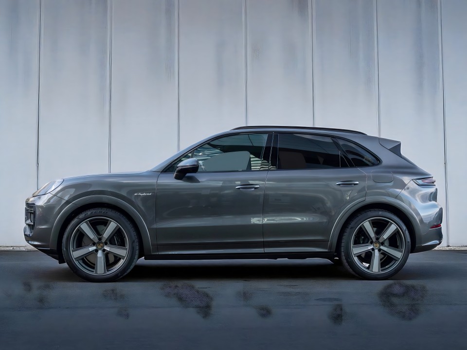 Porsche Cayenne Turbo E-Hybrid (5)