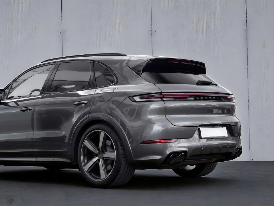 Porsche Cayenne Turbo E-Hybrid - foto 34