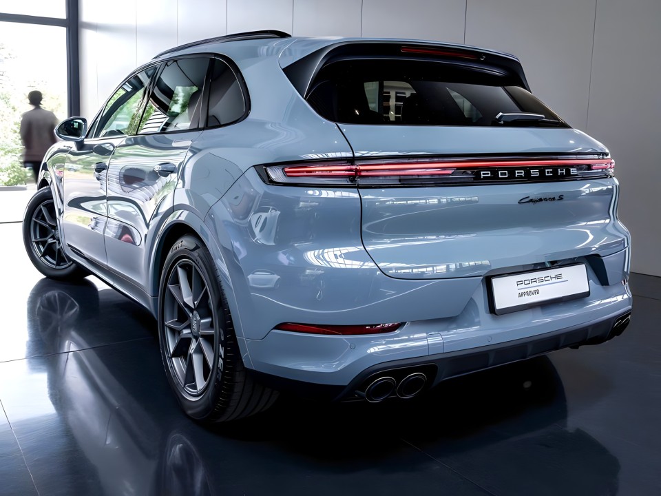 Porsche Cayenne S (4)