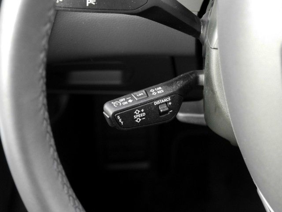 Audi A6 40 S Line - foto 12
