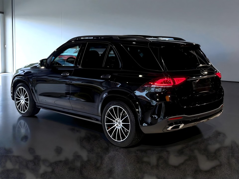 Mercedes-Benz GLE 400d 4MATIC AMG (4)